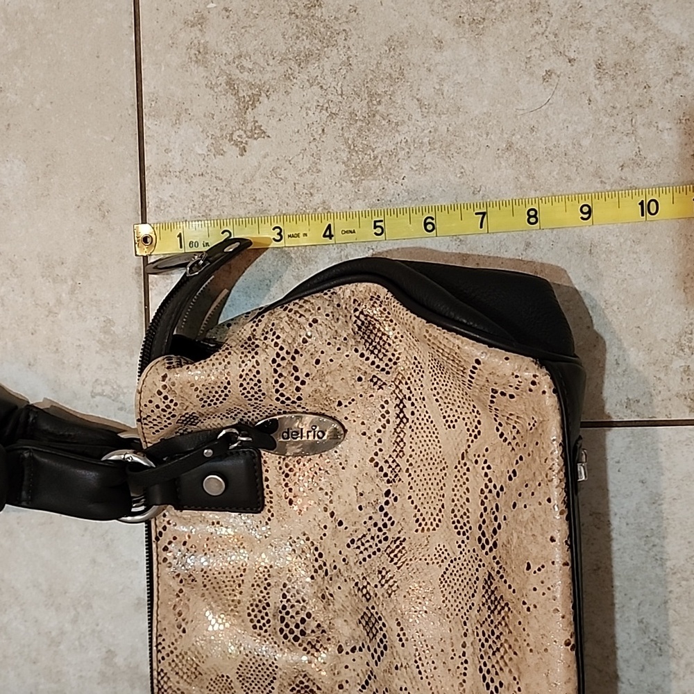 Del Rio Handbag - Picture 6 of 9
